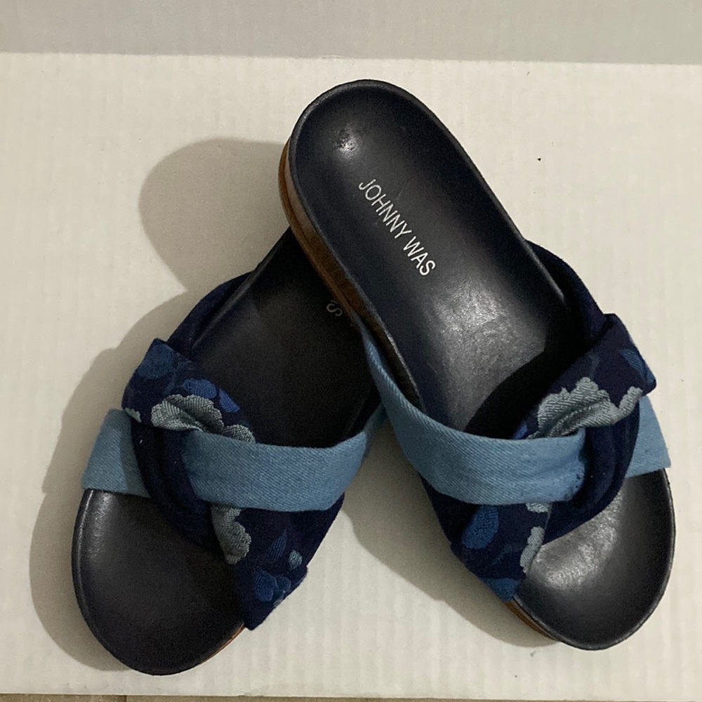 Johnny Was Ojai slide on/sandals.